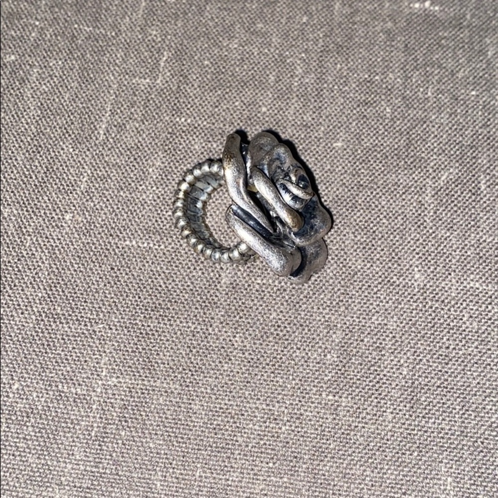 3** Rings - Picture 4 of 8